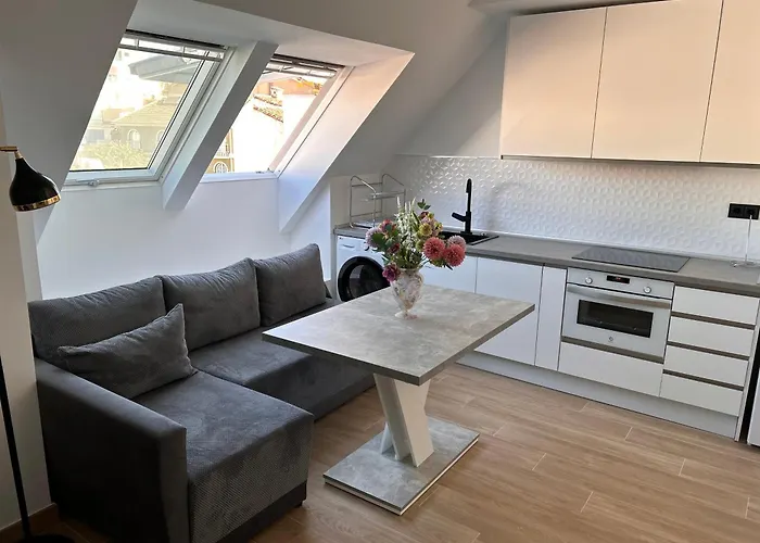 New Central & Cosy Apartments At Fuengirola Beach